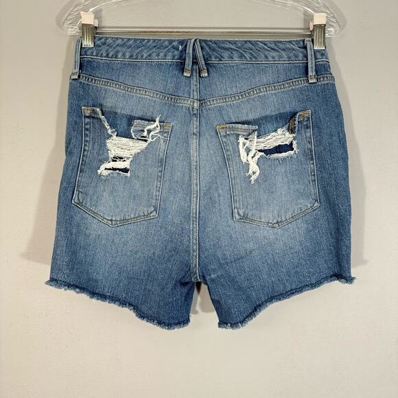 Good American The Bombshell Ripped Cutoff Denim Shorts - Picture 6 of 7
